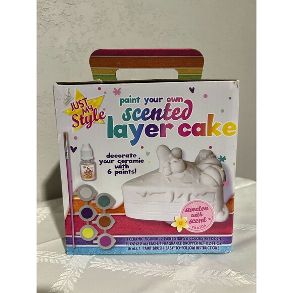 "Just My Style Bake Decorate Vanilla Scented Layered Cake Art Kit for Kids" - Picture 7 of 7